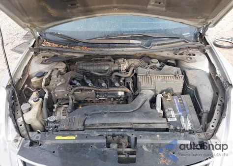 2010 Nissan Altima 2.5 S z USA, uszkodzony, nr VIN 1N4AL2AP0AN452687